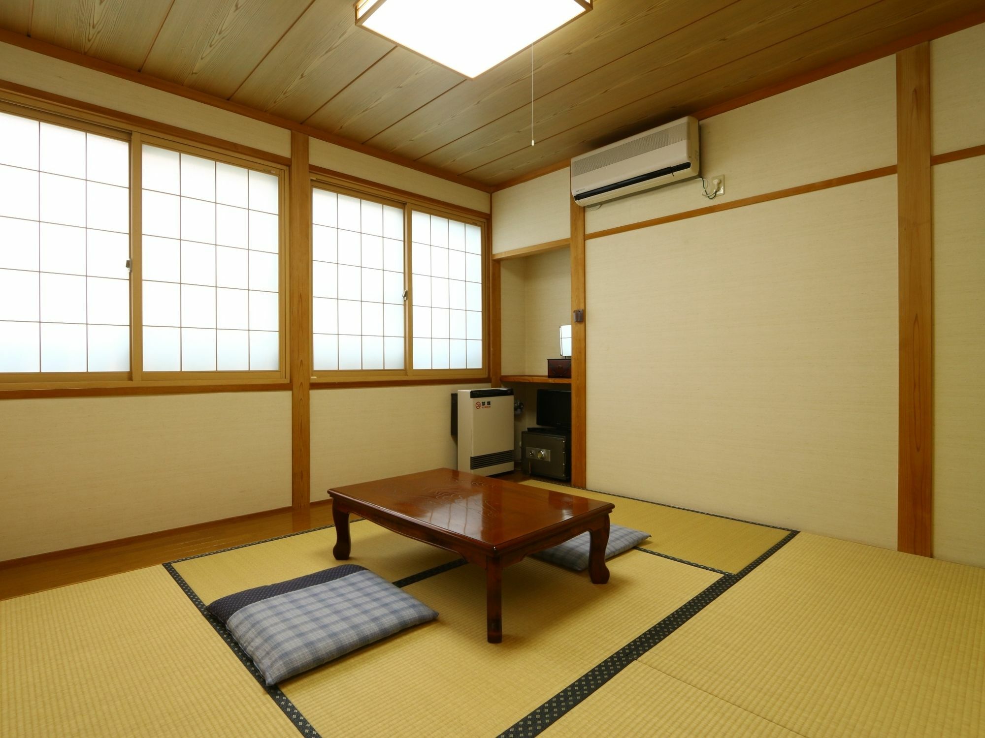 Mominoki Hotel Nozawaonsen Exterior photo
