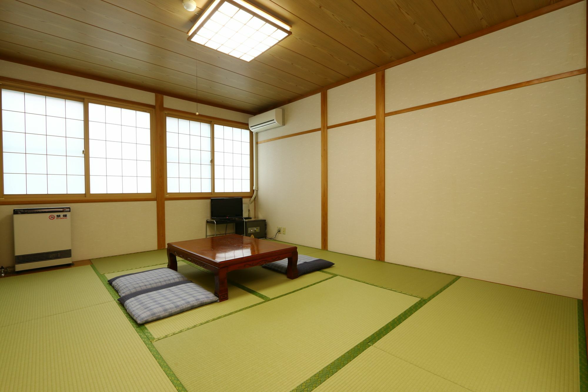 Mominoki Hotel Nozawaonsen Exterior photo